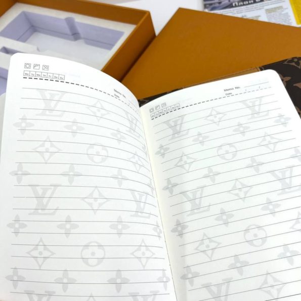 Ежедневник Louis Vuitton с интерактивной доской