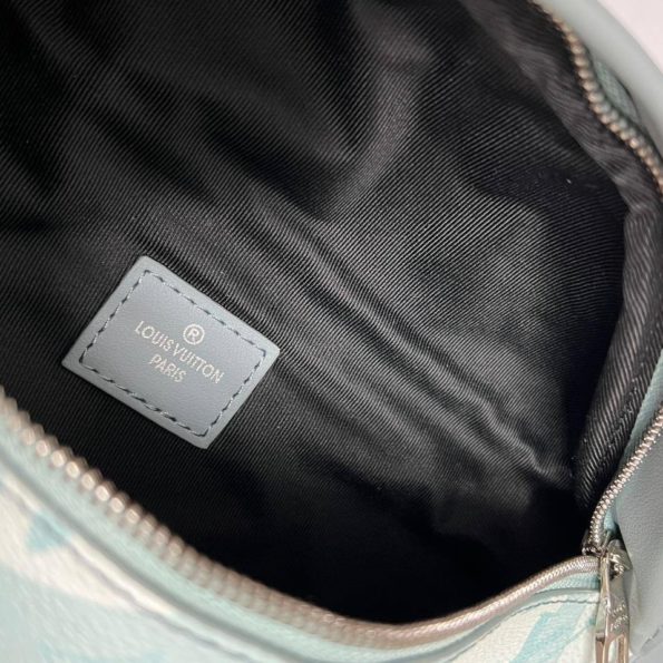 Поясная сумка Louis Vuitton голубая