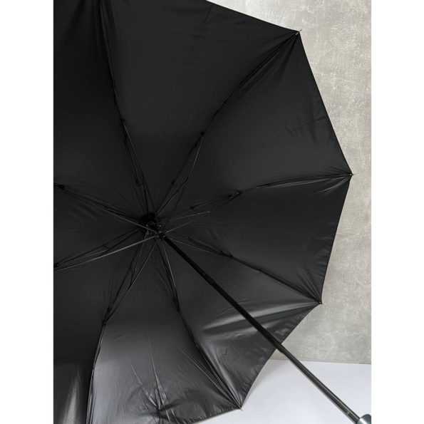 Зонт Chanel черный в кожаном чехле.