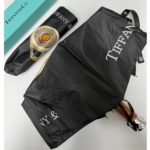 Зонт Tiffany & Co черный с рисунком.